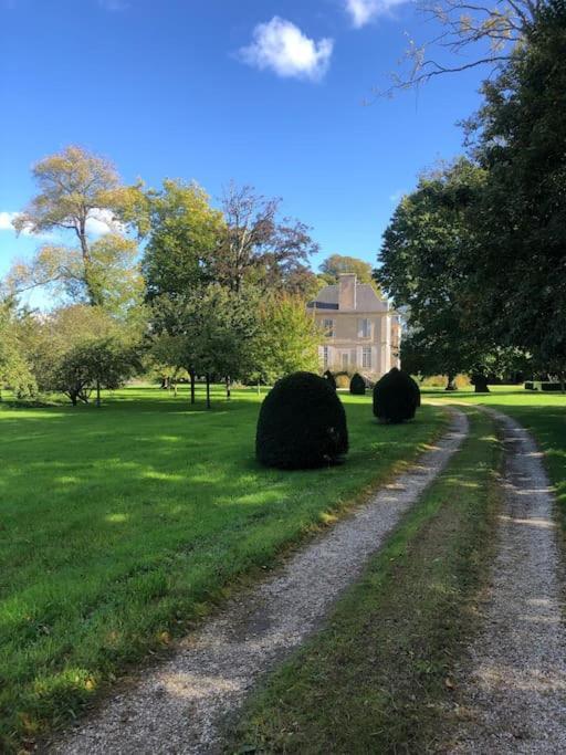 Charming 18Th Century Chateau, Near Bayeux In Calvados, Normandie Livry  Ngoại thất bức ảnh