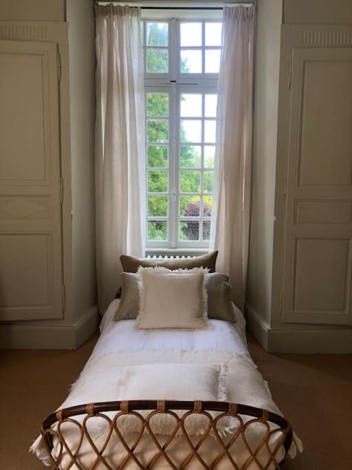 Charming 18Th Century Chateau, Near Bayeux In Calvados, Normandie Livry  Ngoại thất bức ảnh