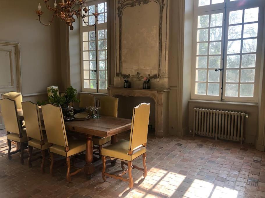 Charming 18Th Century Chateau, Near Bayeux In Calvados, Normandie Livry  Ngoại thất bức ảnh