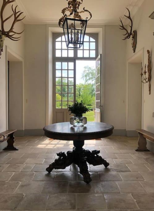 Charming 18Th Century Chateau, Near Bayeux In Calvados, Normandie Livry  Ngoại thất bức ảnh
